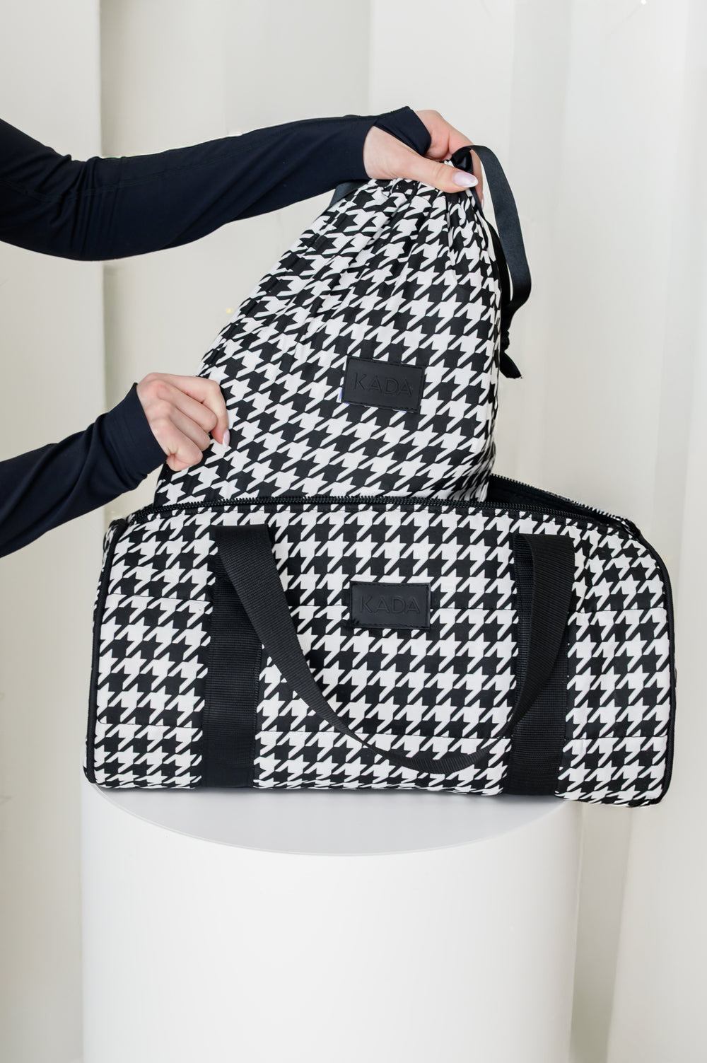 СПОРТЕН САК + ТОРБИЧКА ЗА МАРАТОНКИ - СЕТ В ЕДИН ПРИНТ